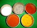 塩、クミンシード、パプリカ、カイエン、ターメリック