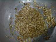 garlic become golden brown