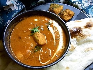 チキンバターマサラ・タンドリーチキン・ナン