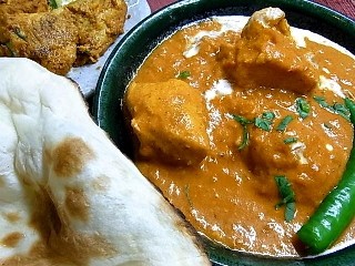チキンバターマサラ・タンドリーチキン・ナン
