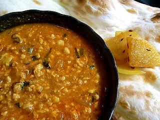 キーマカレー・大根サブジ・ナン