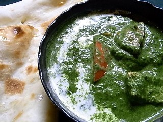 チキンサグ・ナン