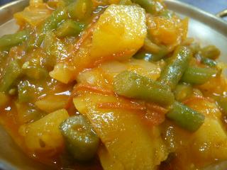 じゃがいもといんげんのカレー